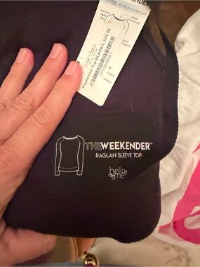 Hello Mello The Weekender Raglan Sleeve Top - Black